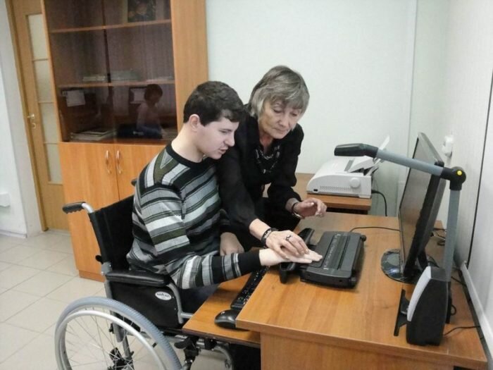 Учебные заведения для инвалидов в Москве и СПб