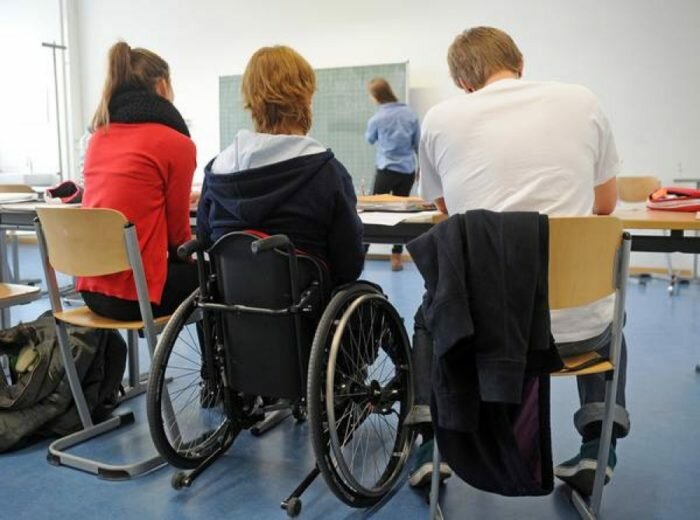 Учебные заведения для инвалидов в Москве и СПб