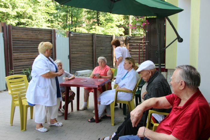 Пансионаты и санатории для престарелых и инвалидов