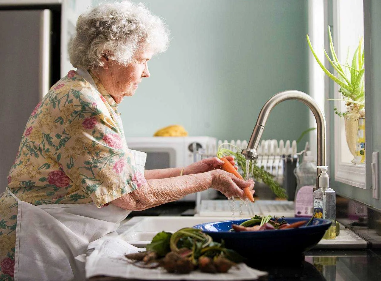 Питание для укрепления иммунитета пожилых людей: поддержка здоровья в зрелом возрасте